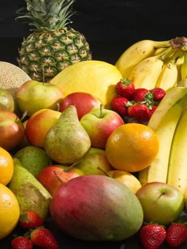 बुखार में कौन-कौन से फल नहीं खाने चाहिए? जान लें ये जरूरी बात