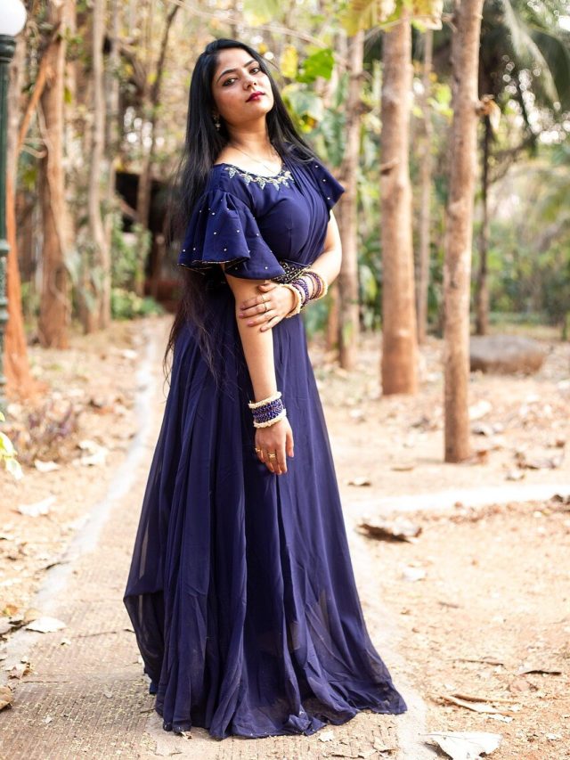 মেয়েরা প্রেমে পড়লে এই ৭ বদল ঘটবেই, লক্ষণগুলি দেখেই বুঝবেন