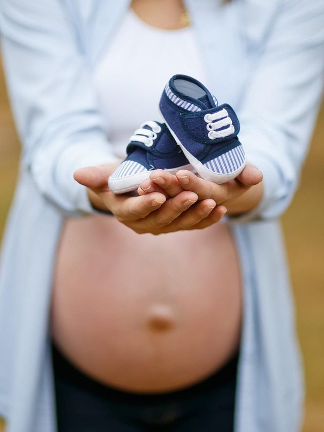 प्रेग्नेंसी में बढ़ गया है कोलेस्ट्रॉल लेवल? इन टिप्स से मिलेगी मदद