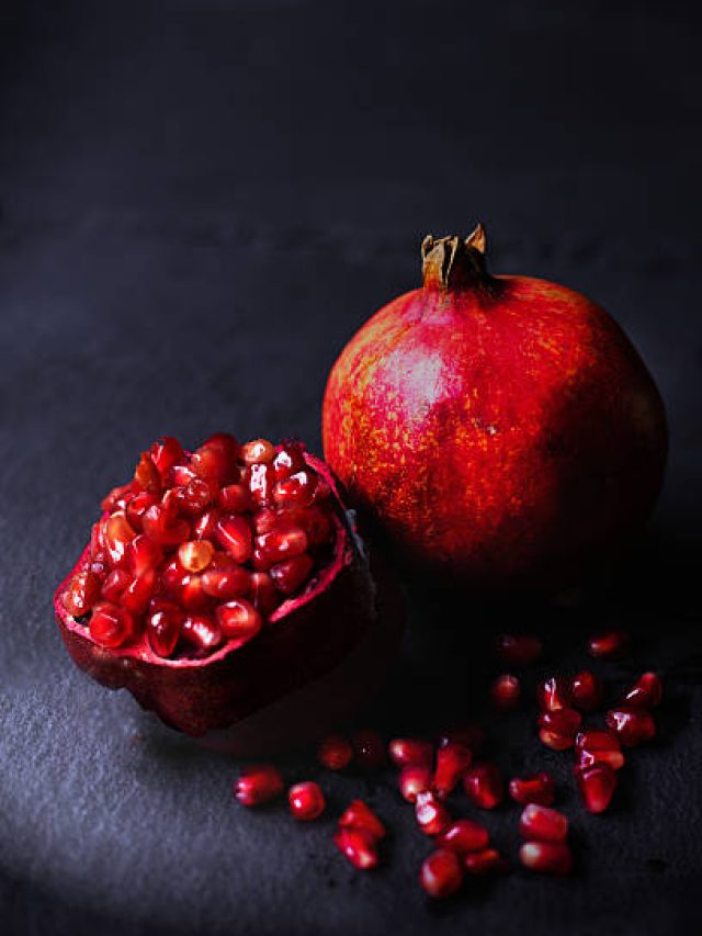 हेल्दी डाइट संग रोज खाएंगे ये एक फल तो लाल होने लगेगा चेहरा, मिलेगा गजब का ग्लो