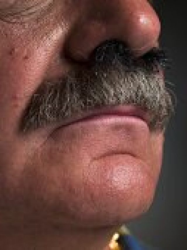 আচমকা নাকের চুল বেড়ে যাচ্ছে? কীসের ইঙ্গিত জানুন