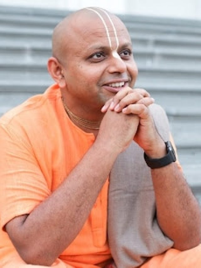 গৌর গোপাল দাসের ৮ বচন, সব কাজেই বাম্পার সাফল্য