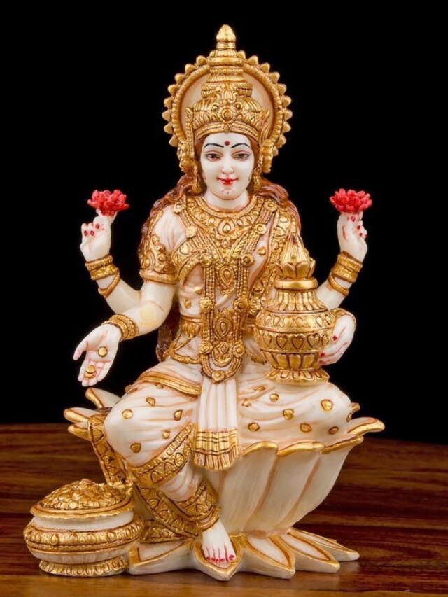 भूलकर भी न करें ये काम, वरना मां लक्ष्मी हो जाएंगी नाराज