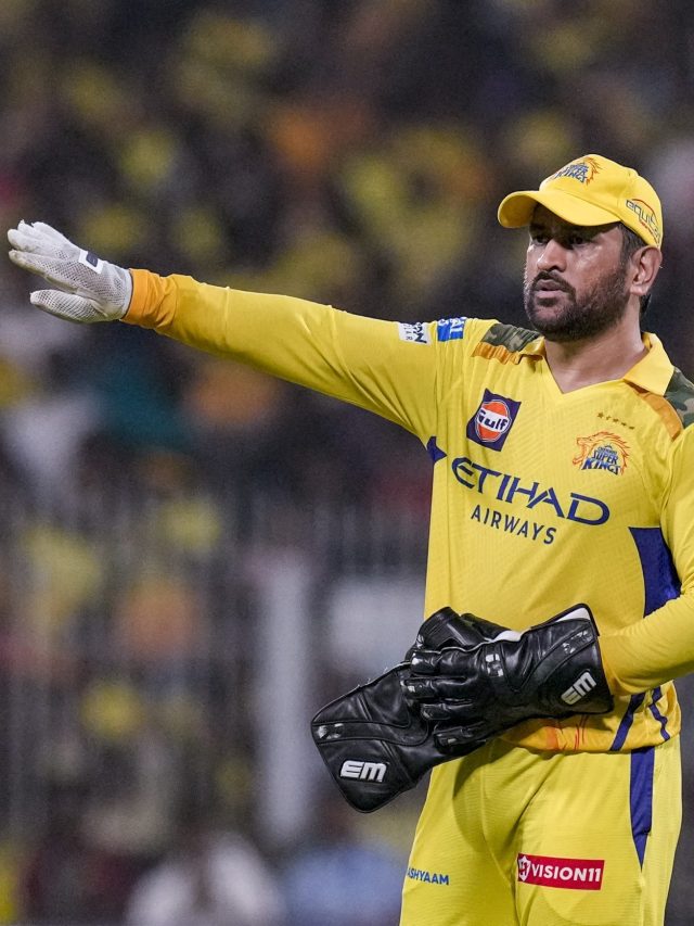 43 साल के धोनी ने बना दिया महारिकॉर्ड... ऐसे करने वाले पहले विकेटकीपर