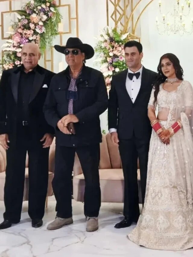 पुनीत इस्सर के बेटे की शादी, मुकेश खन्ना ने दूल्हा-दुल्हन को दिया आशीर्वाद, शेयर की फोटो