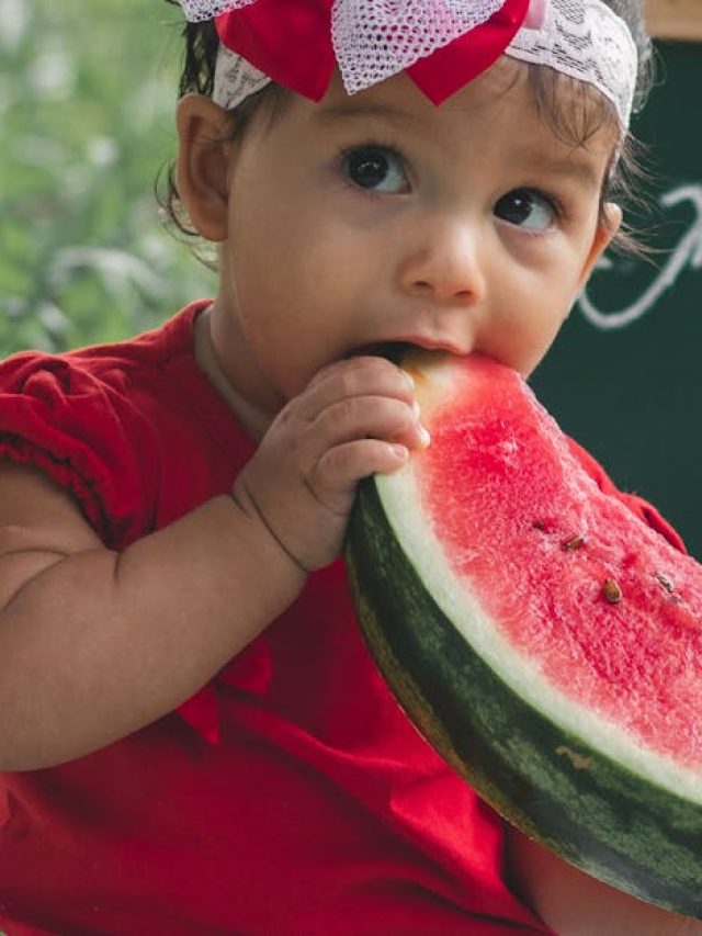 আপনার কেনা তরমুজ খাঁটি?  ভেজাল ধরার ৫ সহজ উপায়