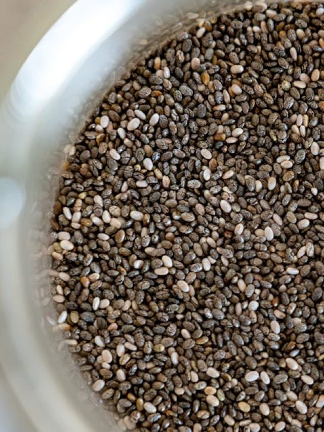 রোজ চিয়া সিড খাচ্ছেন খান, এই ৫ বিপদও জেনে রাখুন