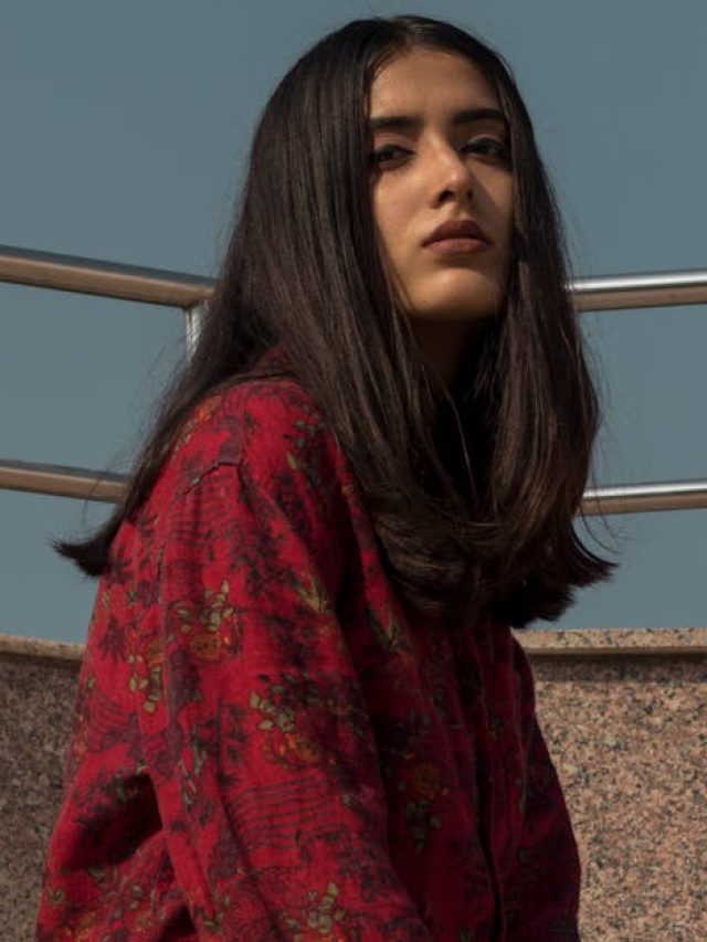 ব্রেকআপের পর এই ৫ কাজ করে মেয়েরা, ছেলেরা জানলে অবাক হবেন