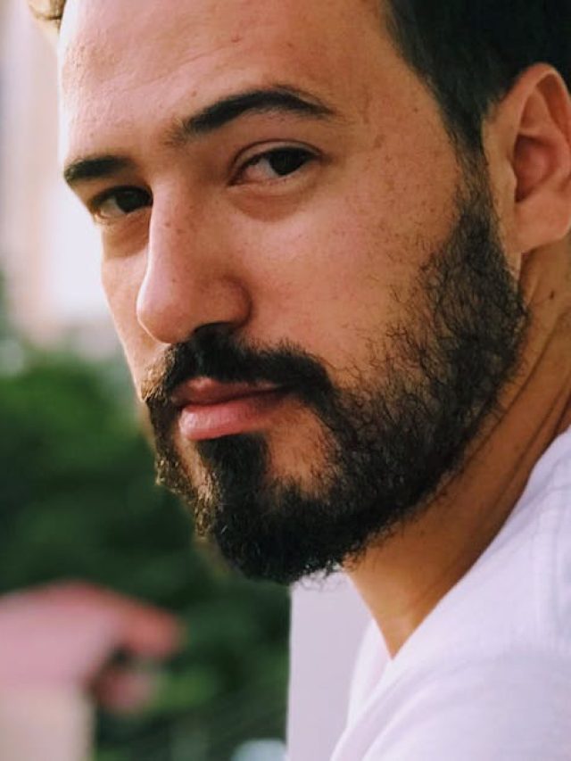 ব্যক্তিটি চরম অভদ্র ও অসভ্য, এই ৬ স্বভাব দেখলেই এড়িয়ে চলুন