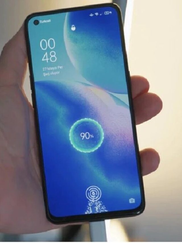 फोन चार्ज करते हुए ना करें ये गलतियां, लग सकती है आग