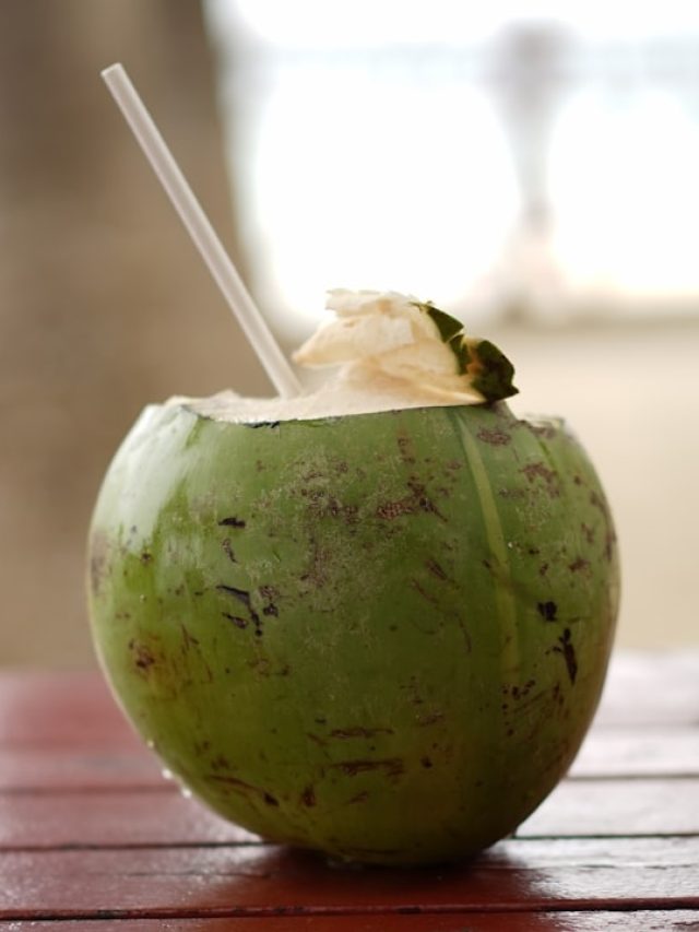 গরমে এই ৪ ব্যক্তি ভুলেও ডাবের জল খাবেন না, বিপদের কারণ হবে