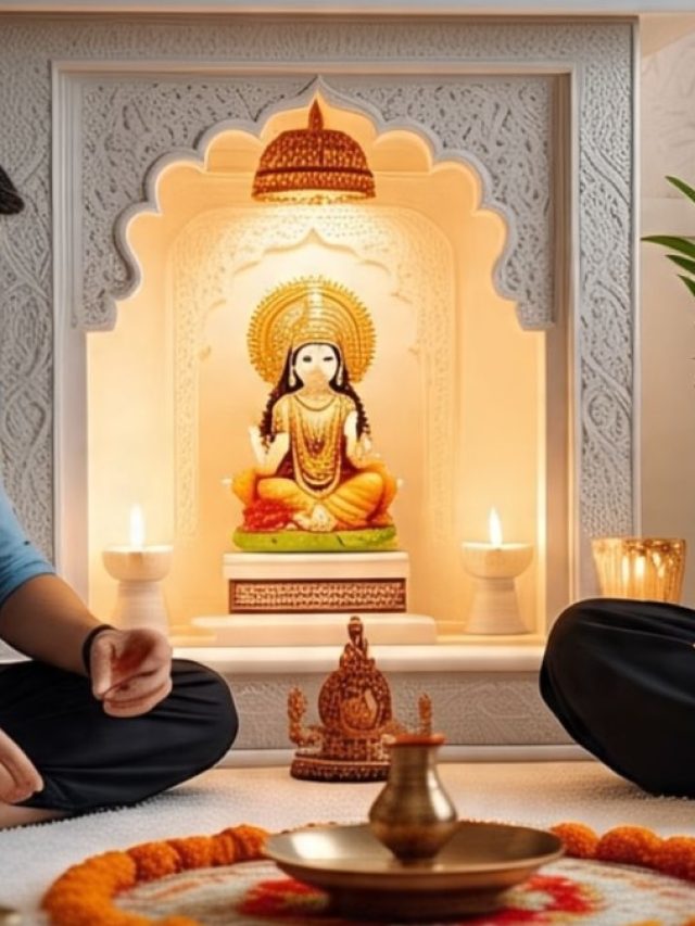 मंदिर में भूलकर न करें ये गलतियां, वरना नहीं मिलेगा पूजा का शुभ फल