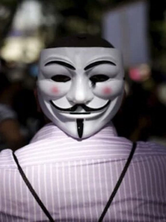 সঙ্গী মিথ্যে বলছেন কি না, বুঝবেন কীভাবে?