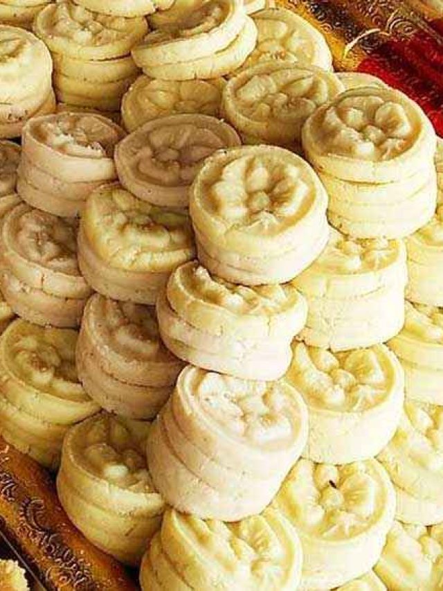 কেন মিষ্টির নাম সন্দেশ? খোদ বাঙালিরাই জানেন না