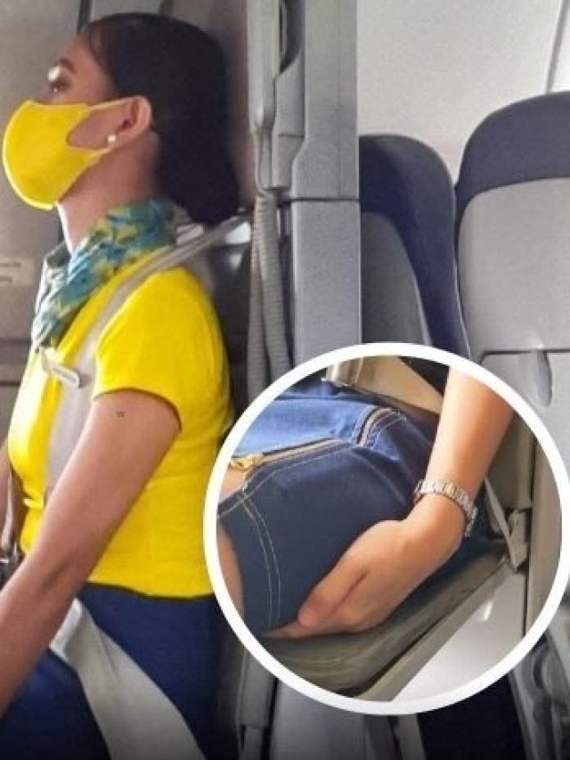 प्लेन में पांव के नीचे हाथ दबाकर क्यों बैठती हैं एयर होस्टेस?