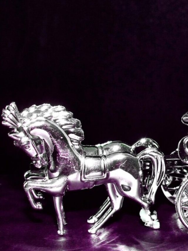 घर की उत्तर दिशा में रख लें चांदी से बनी ये एक चीज, कोसों दूर रहेगी गरीबी