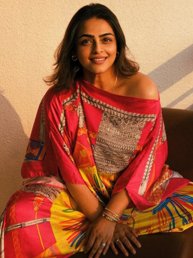 माता-पिता को खोने के बाद डिप्रेशन में थी एक्ट्रेस, नहीं था होश, बोलीं- घंटों तक गाड़ी में...