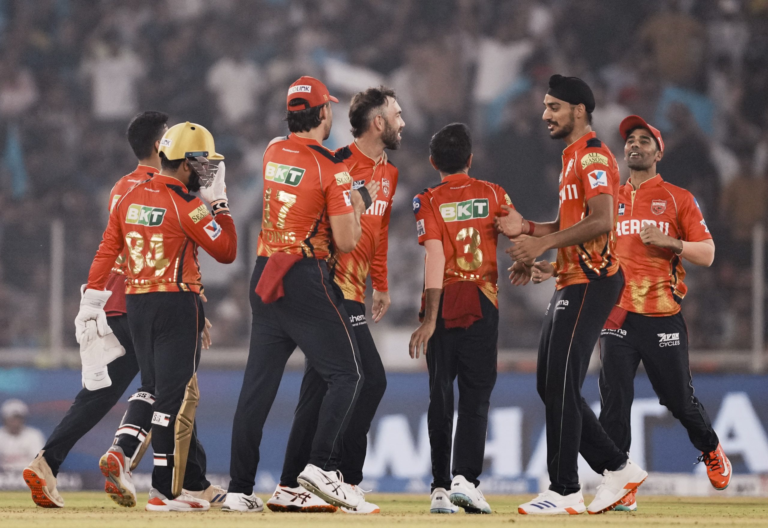 प्रीति जिंटा की टीम को लगा बड़ा झटका... 4.2 करोड़ी खिलाड़ी IPL से बाहर