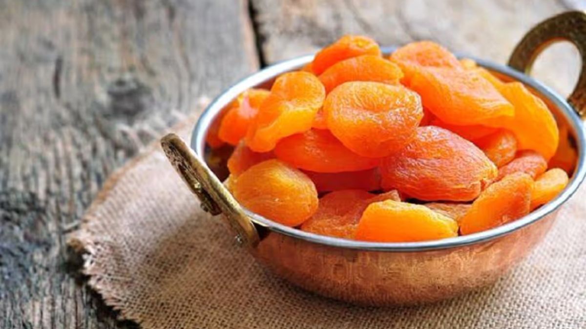 सुबह की शुरुआत करें इस ड्राई फ्रूट्स से, दिनभर रहेंगे एनर्जेटिक और फिट