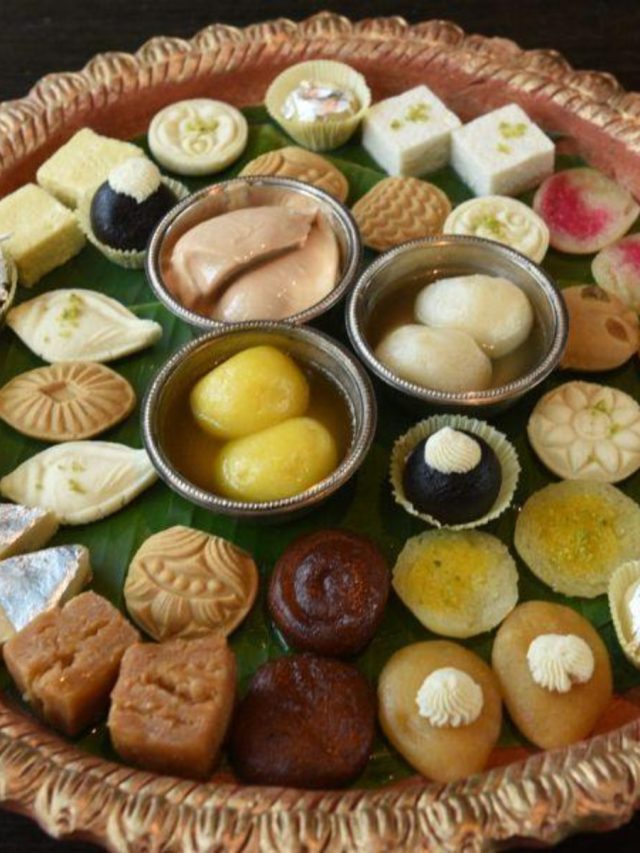 কলকাতার সেরা মিষ্টি পাওয়া যায় এখানে, রইল ১০ ঠিকানা