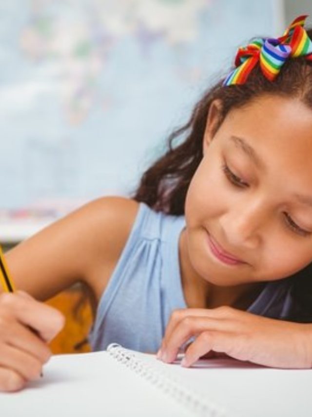 ঝকঝকে হাতের লেখা হবে সন্তানের, এই টোটকা কাজে লাগান