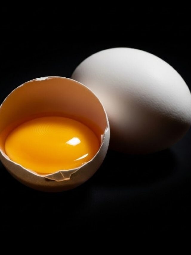 रोजाना 2 अंडे खाने से पूरी होगी विटामिन D की कमी? जानिए क्या है सच