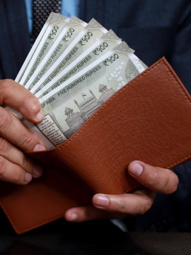 अमीर बनने के लिए चाहिए ये 4 गुण, जीवन भर होगी तरक्की