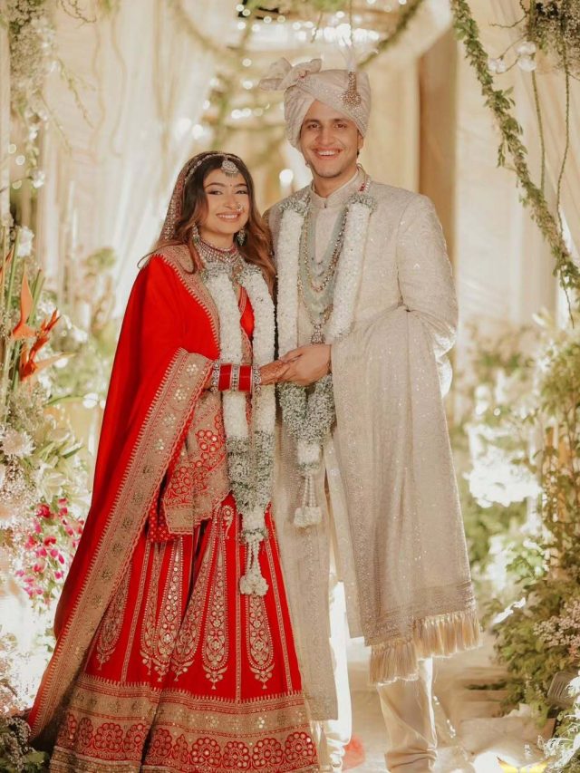 यूट्यूबर 'ट्रिगर्ड इंसान' ने रचाई शादी, लाल लहंगे में छाई दुल्हन, कपल की तस्वीरें Viral