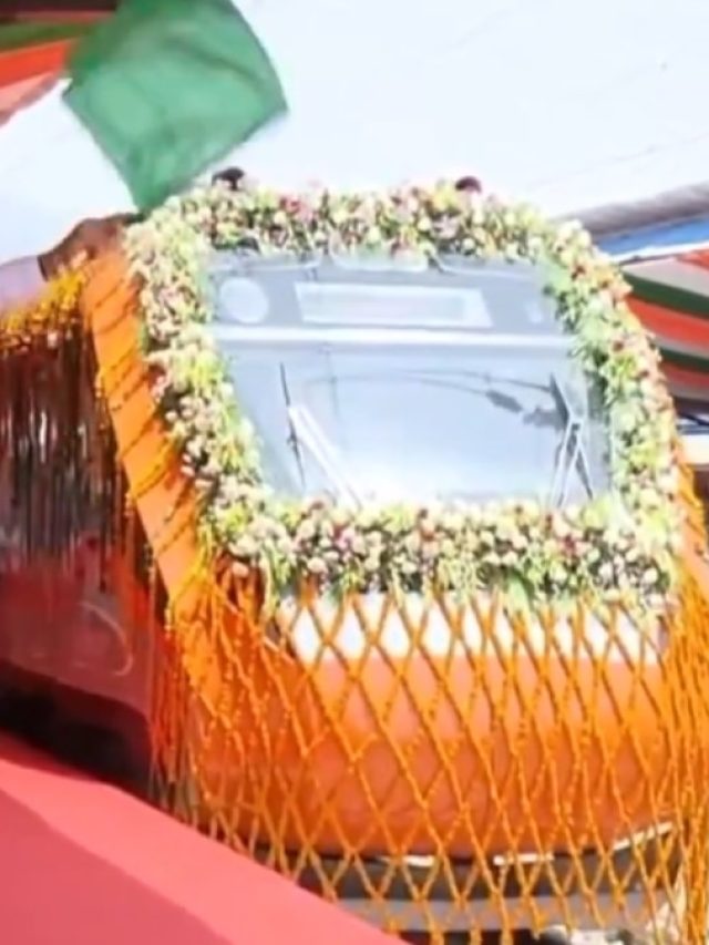 3 घंटे का सफर... इतने स्‍टॉप, कटरा-श्रीनगर वंदे भारत का जानिए पूरा शेड्यूल