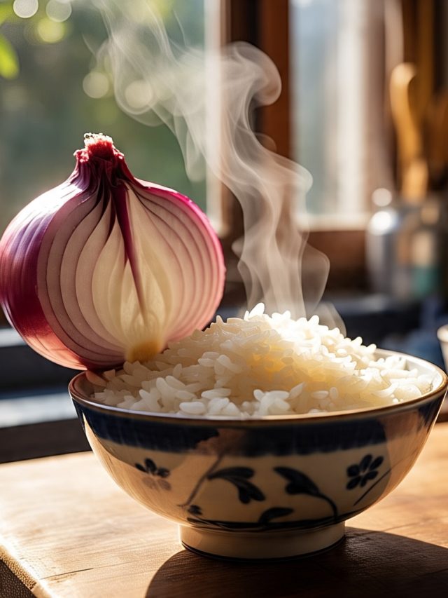 পেঁয়াজ কামড়াতে কামড়াতে ভাত খেলে কী হয়, জানা উচিত