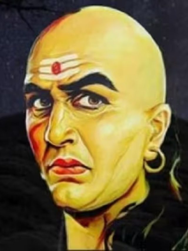 বন্ধুর আড়ালে চরম শত্রু এঁরা, চিনে রাখুন: চাণক্যনীতি