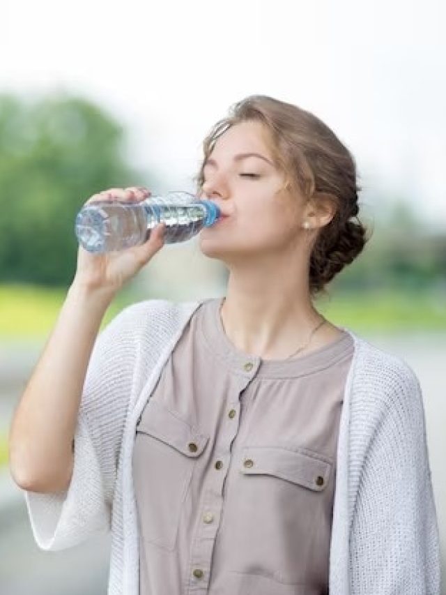 জল কম খেয়েও কীভাবে শরীর রাখবেন হাইড্রেট, দারুণ উপায় জেনে রাখুন