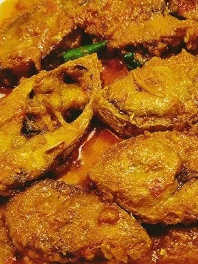 ইলিশ মাছের আচার খেয়েছেন? বানিয়ে রেখে খেতে পারেন অনেকদিন