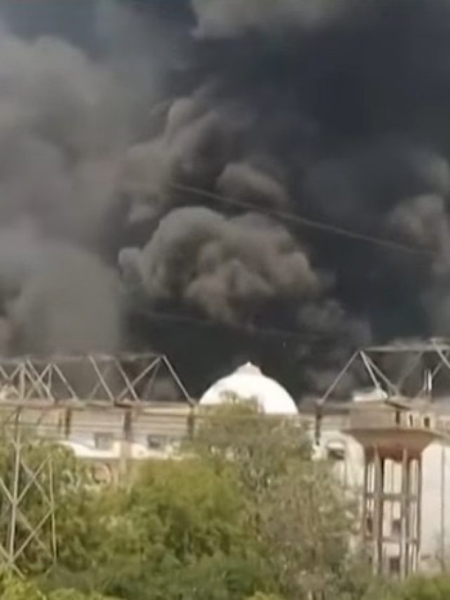 कैसे हुआ अहमदाबाद विमान हादसा... देखें वीडियो और तस्वीरें