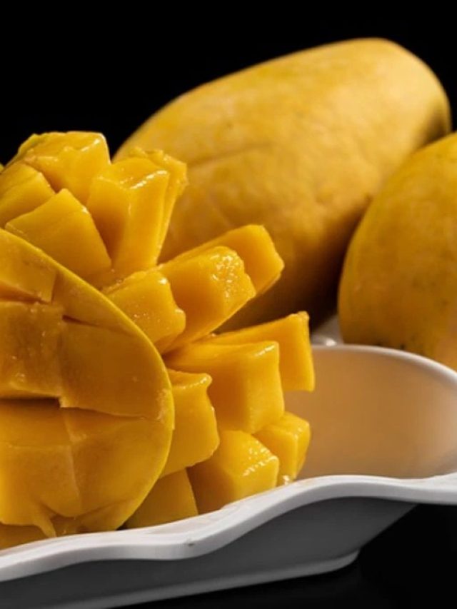 পাকা আম দিয়ে বানান তরকারি, তাতেই একথালা ভাত  উঠবে, রেসিপি