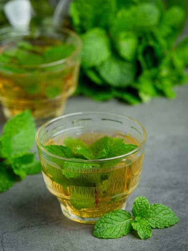 ভেষজ এই চা ওজন কমাতে পারে ১ মাসে! খাওয়ার নিয়ম