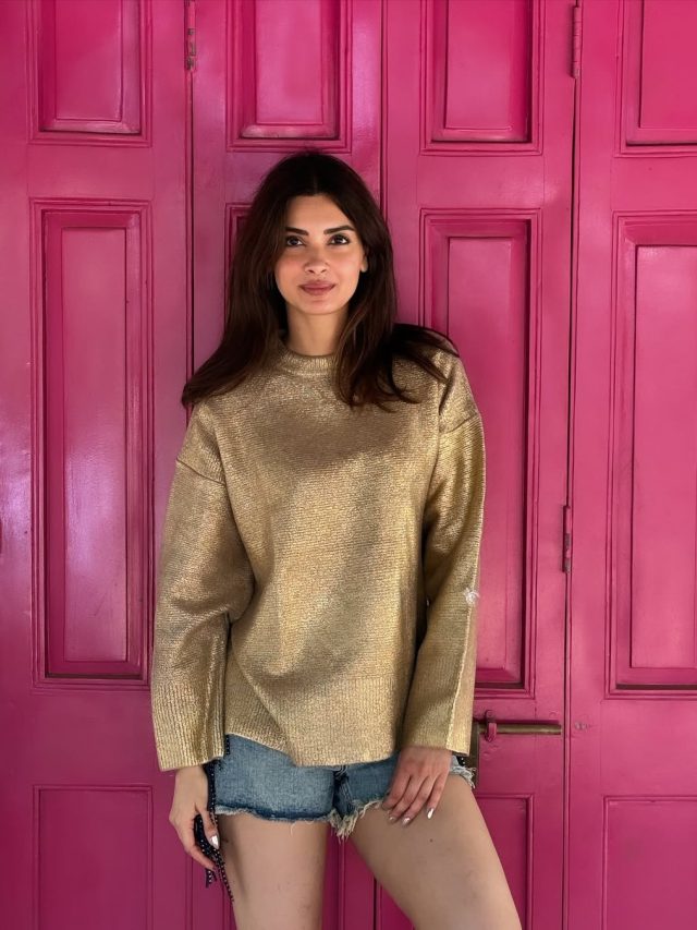 मुंबई ट्रेन में हैरेस हुई थी एक्ट्रेस, भीड़ में झेली बदसलूकी, छलका दर्द, बोली- मां परेशान...