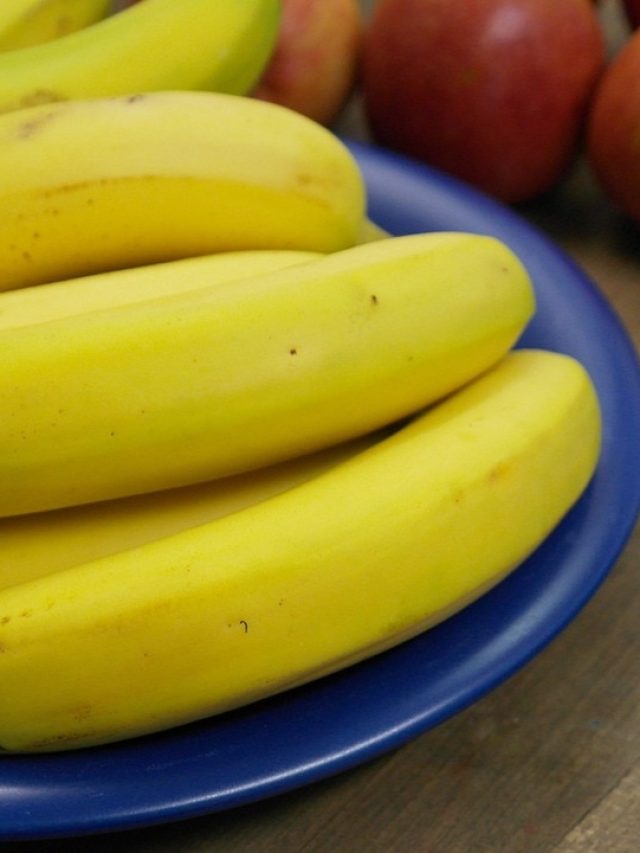 केला खाते समय इन बातों का रखें ध्यान, कभी नहीं बढ़ेगा वजन