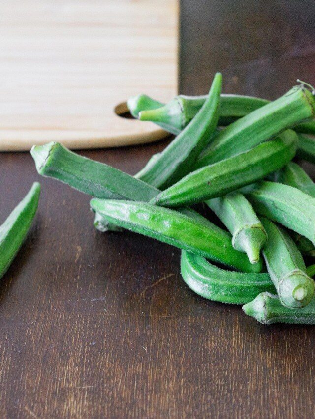 ঢেঁড়সে ফেলুন এই ফলের রস, হড়হড়ে ভাব কেটে যাবে