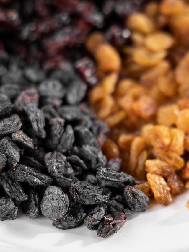 কালো না হলুদ কোন রঙের কিশমিশের গুণ সবচেয়ে বেশি?