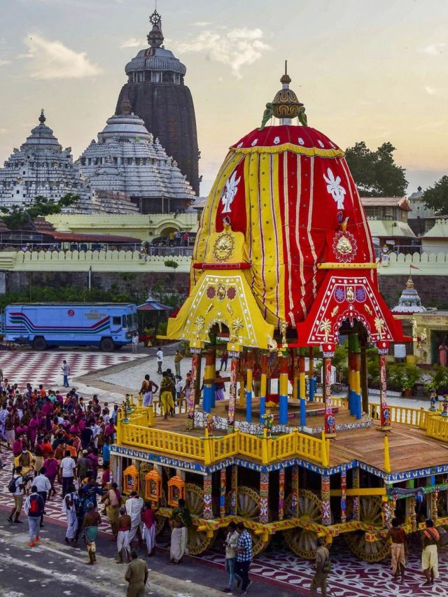 তৃতীয় সিঁড়িতে পা দিলেই সর্বনাশ! পুরীর জগন্নাথ মন্দিরের ১০ রহস্য জানুন