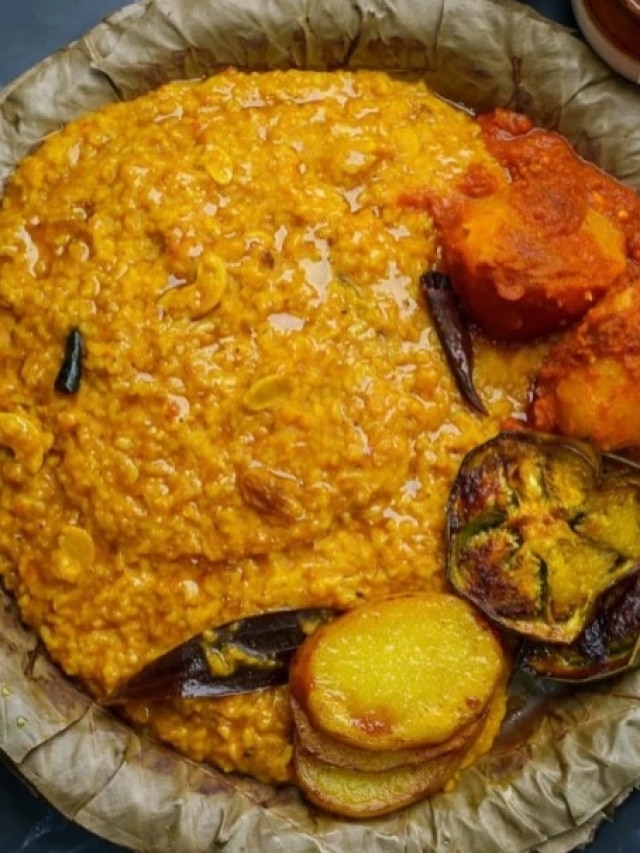 বৃষ্টির দিনে কেন খিচুড়ি খাওয়া হয়? রয়েছে বিজ্ঞানসম্মত কারণ