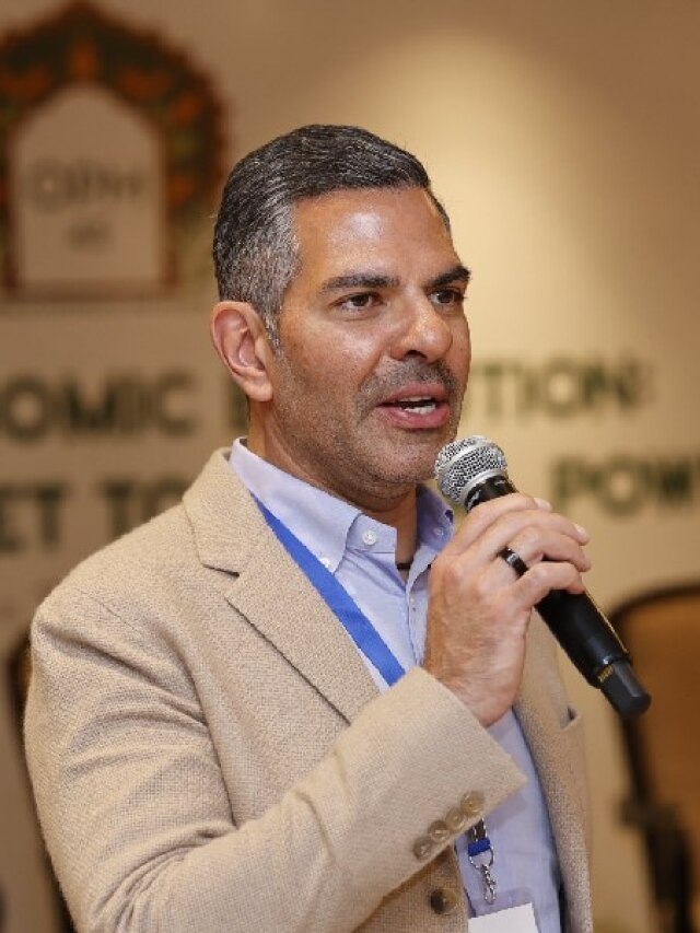 'The Kounis Syndrome': How a bee sting may have stopped Sunjay Kapur’s heart