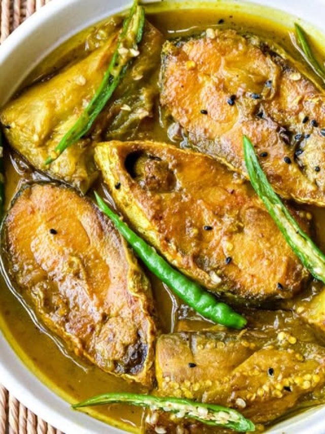 শুধু বেগুন আর লঙ্কা, কাঁচা ইলিশের ঝোল দিয়েই সব ভাত উঠবে