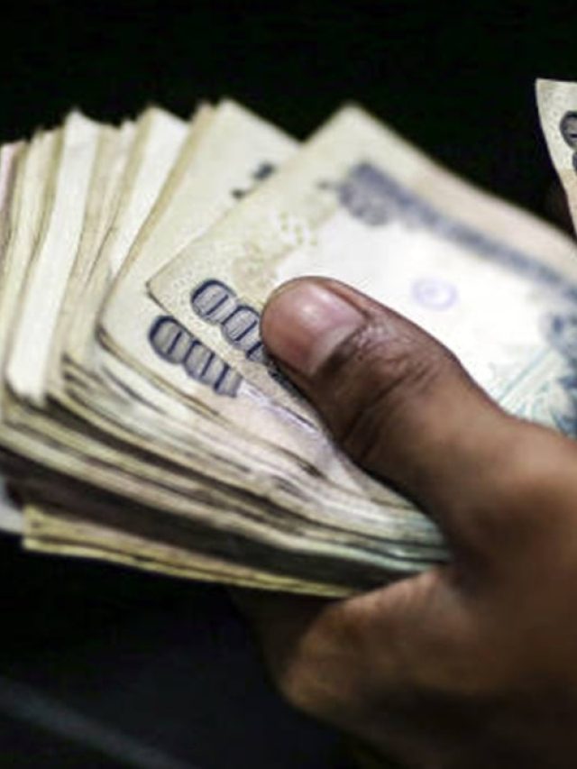 अगस्त का नया सप्ताह आज से शुरू, इन 4 राशि वालों को अचानक हो सकता है धन लाभ