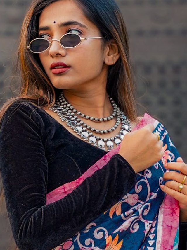 নারীকে স্মার্ট ও বুদ্ধিমান করে ৫ অভ্যাস, নজর কাড়বেন সহজেই