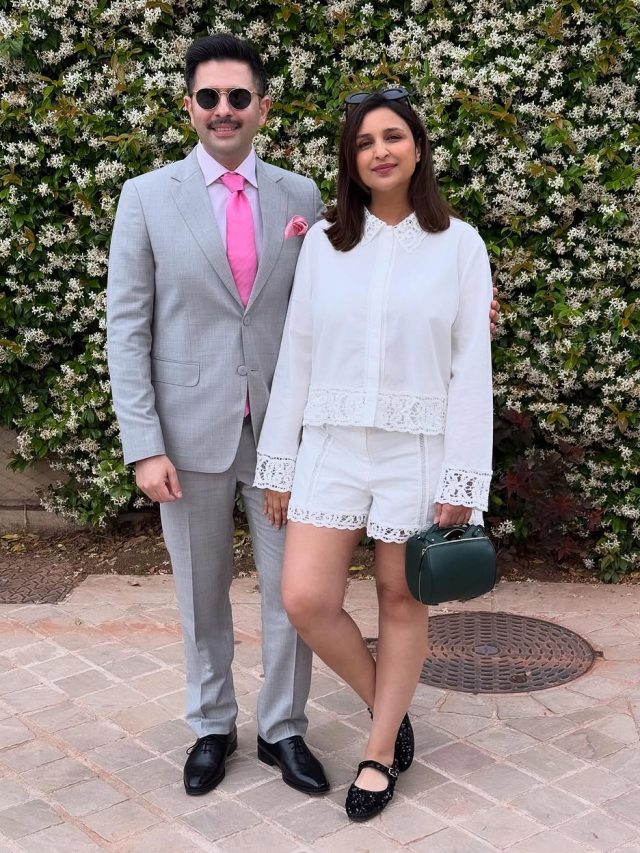 पेरिस में पति राघव संग परिणीति की डेट, एक-दूजे का हाथ थामे दिखा कपल, छाई केमिस्ट्री