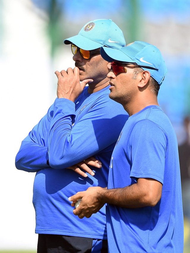 'धोनी के हाथ जेबकतरे से भी तेज...', रव‍ि शास्त्री की बात सुना ये द‍िग्गज हुआ लोटपोट