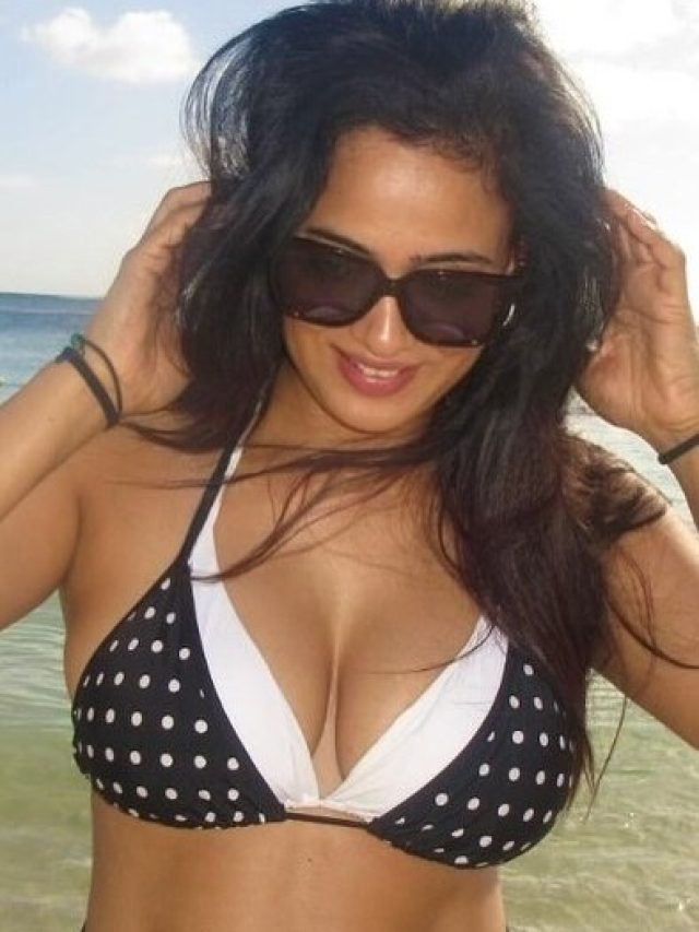 बेटे संग वेकेशन पर श्वेता तिवारी, बिकिनी में फ्लॉन्ट किया फिगर, फैन्स बोले- सुपर मॉम