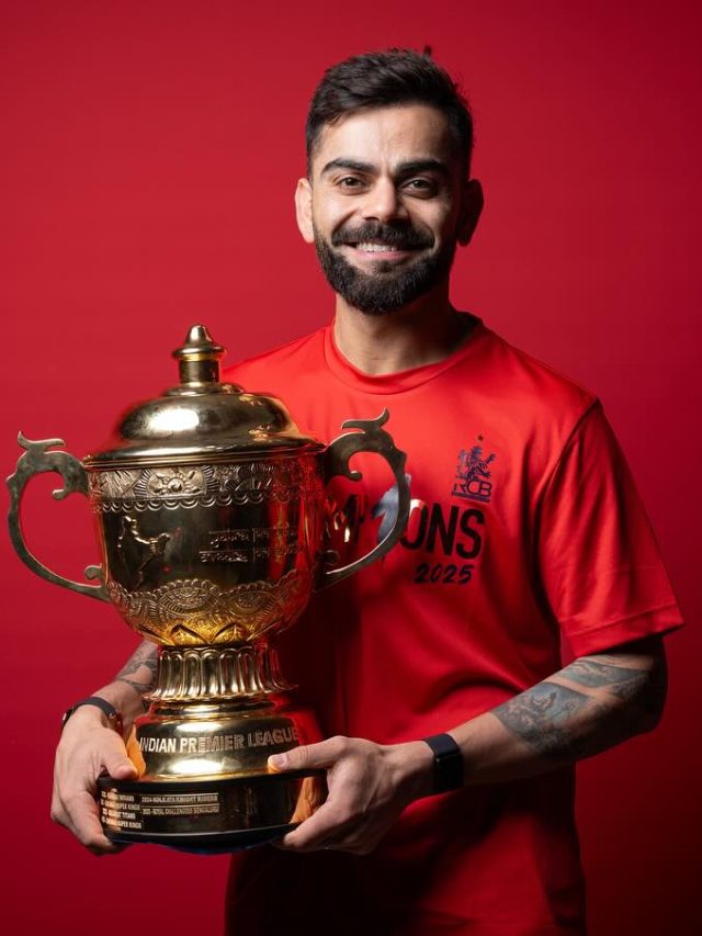 'तूने 18 साल इंतजार', कोहली ने IPL ट्रॉफी किसे समर्प‍ित की, खुद ही बताया, बोले-बुरे समय में ...